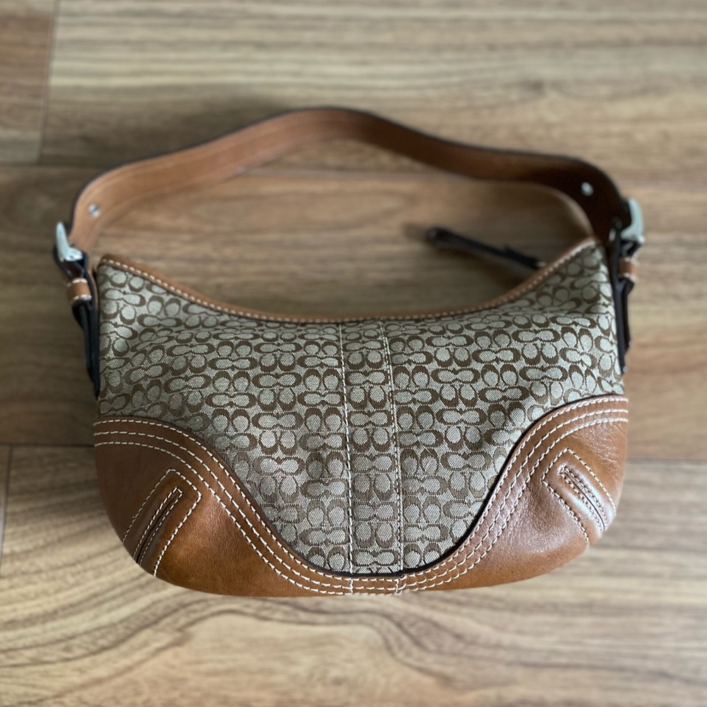 Authentic COACH shoulder bag